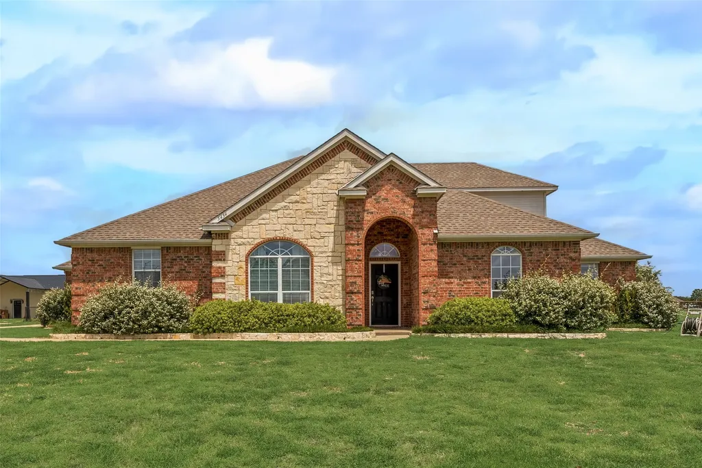 5454 Tree Grace Lane Kaufman TX 75142