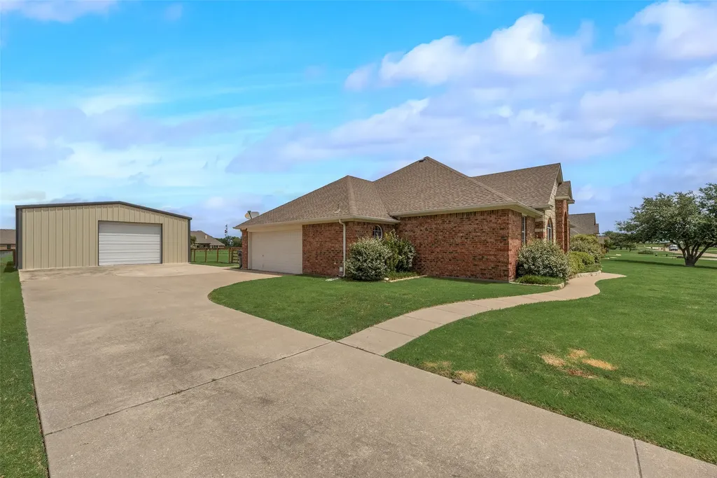 5454 Tree Grace Lane Kaufman TX 75142