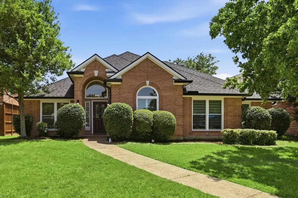 2420 Bent Horn Court Plano TX 75025