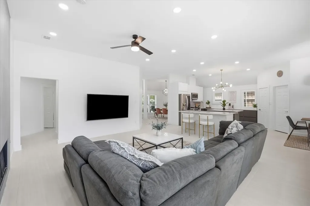 2420 Bent Horn Court Plano TX 75025