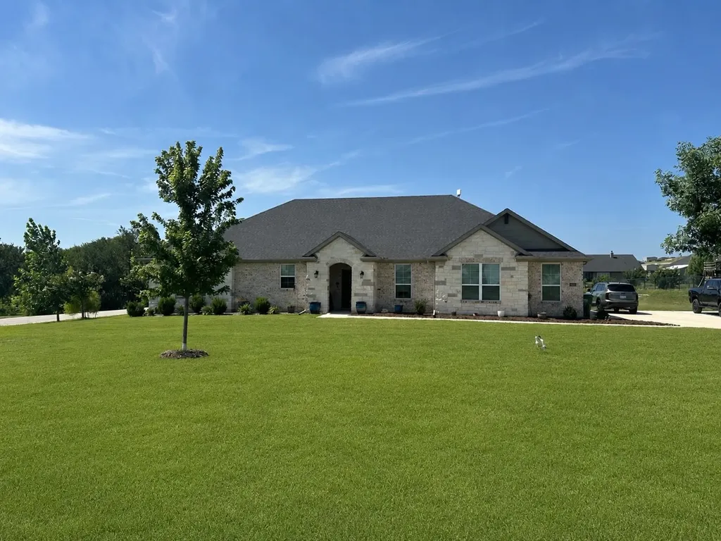 5024 Freestone Drive Weatherford TX 76085