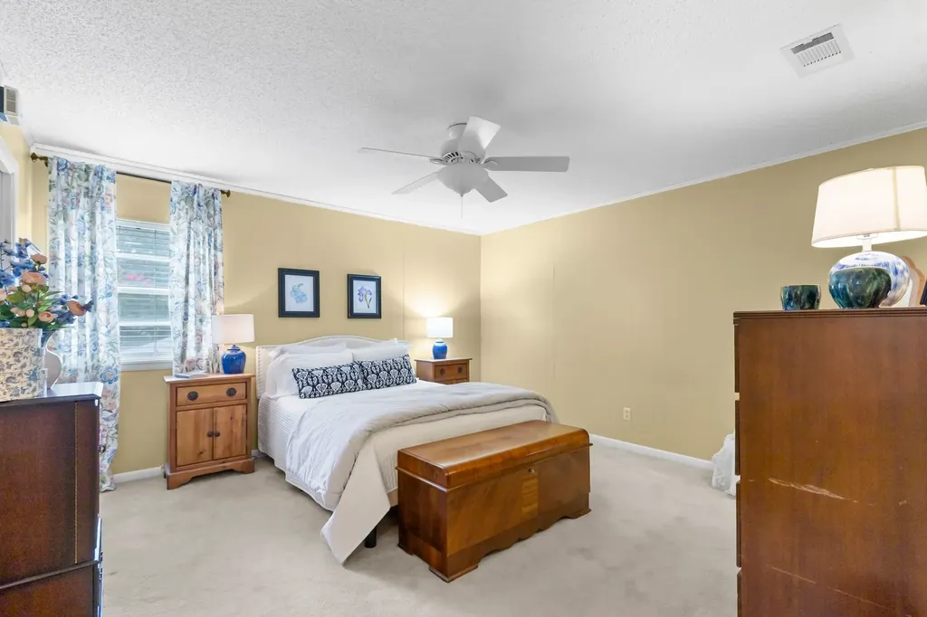 2810 Tanglewood Drive Commerce TX 75428