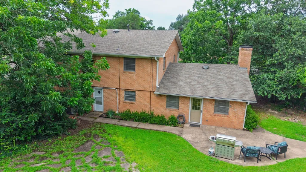 2810 Tanglewood Drive Commerce TX 75428