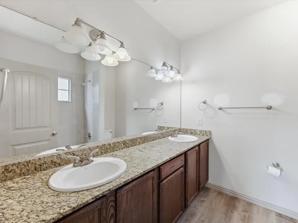 1530 Aldra Drive Fort Worth TX 76120