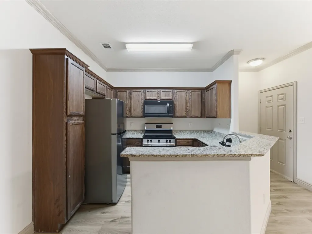 1530 Aldra Drive Fort Worth TX 76120
