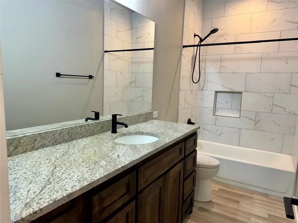 819 Arkansas River Drive Granbury TX 76048