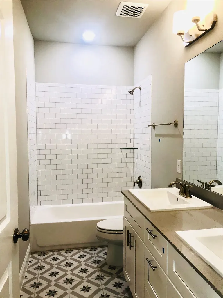 17644 Bottlebrush Drive Dallas TX 75252