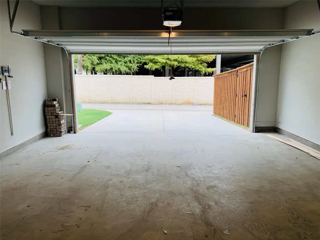 17644 Bottlebrush Drive Dallas TX 75252