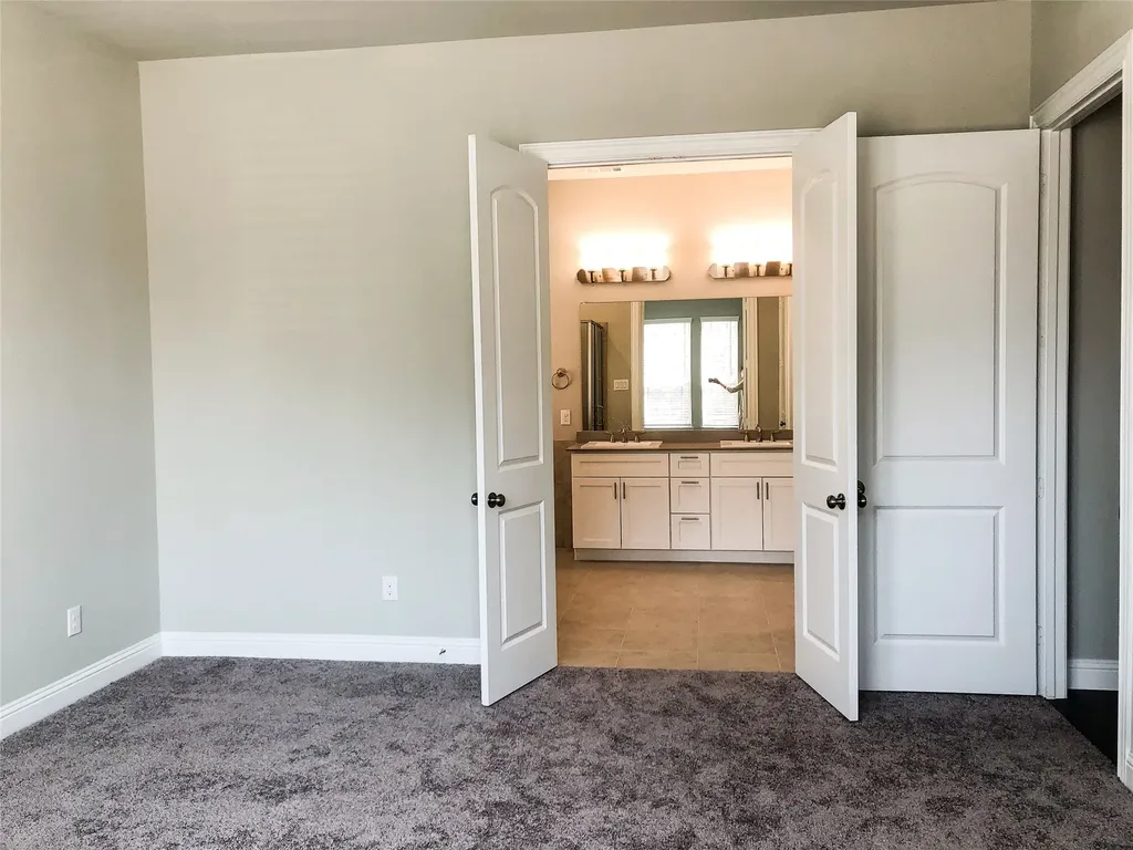17644 Bottlebrush Drive Dallas TX 75252
