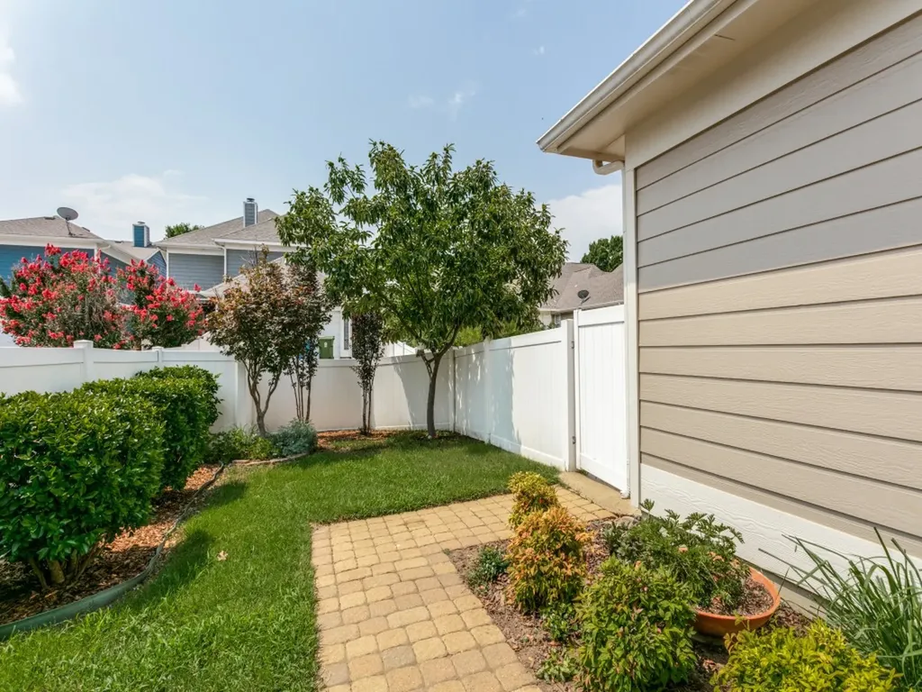 1370 Kingston Place Providence Village TX 76227