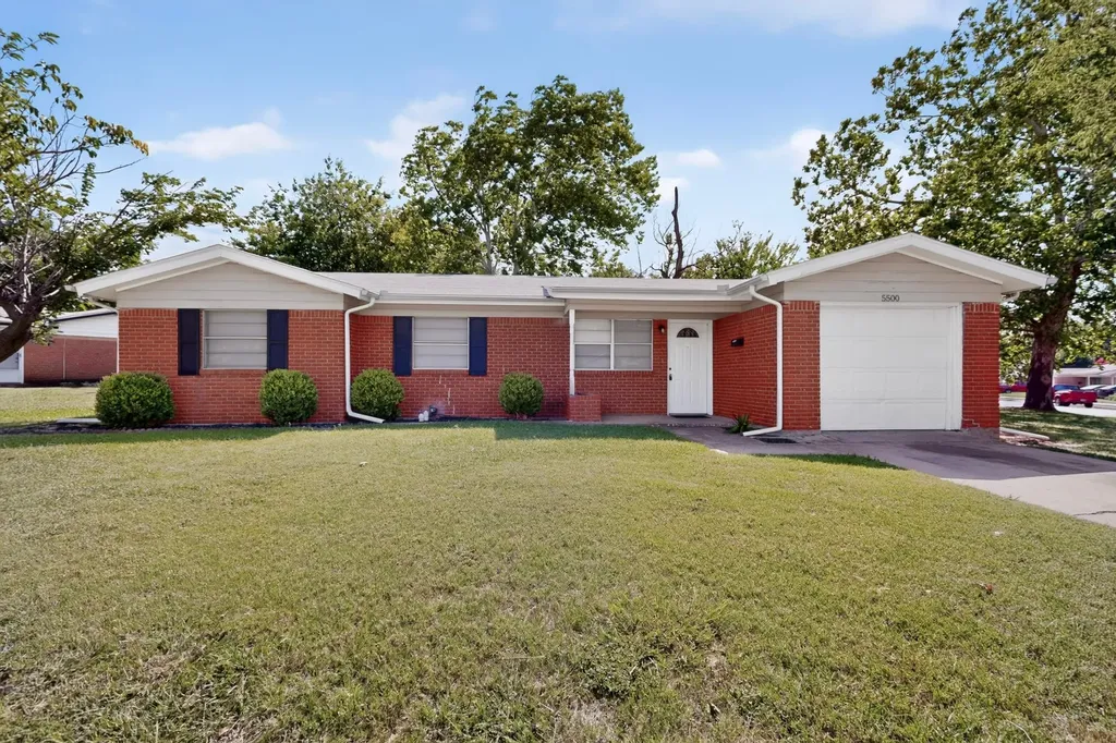 5500 Oak Grove Road Fort Worth TX 76134