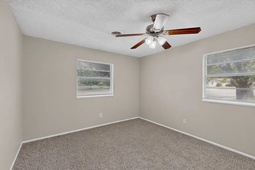 5500 Oak Grove Road Fort Worth TX 76134