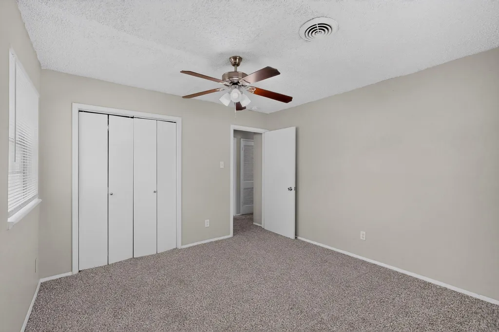 5500 Oak Grove Road Fort Worth TX 76134