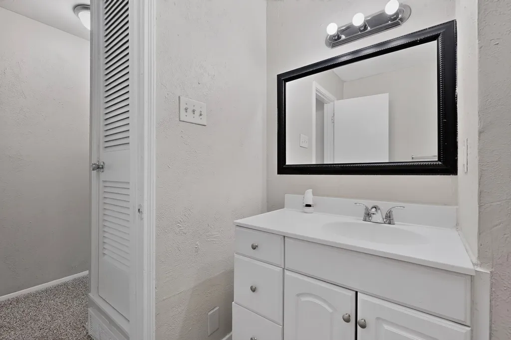 5500 Oak Grove Road Fort Worth TX 76134