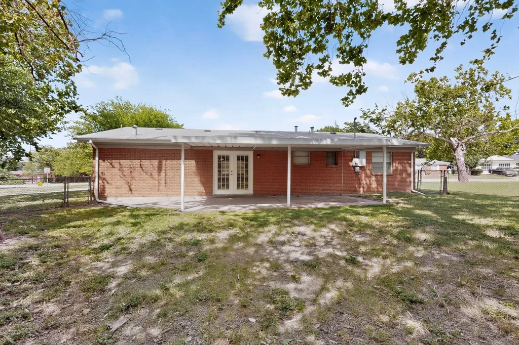 5500 Oak Grove Road Fort Worth TX 76134