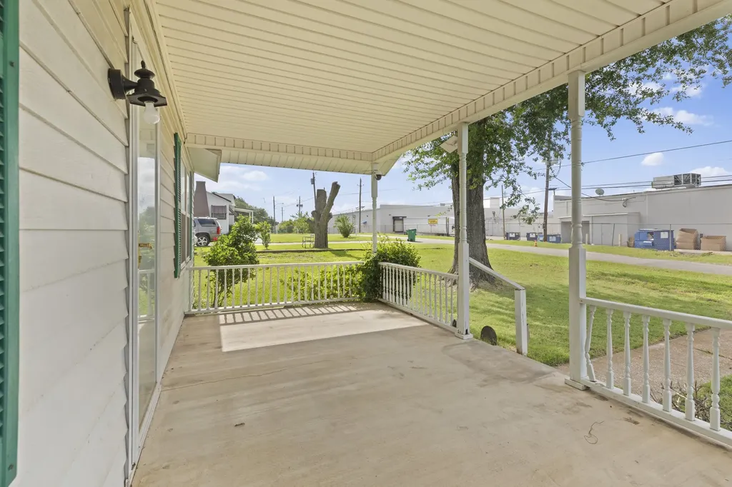 117 Moore Drive Palestine TX 75801