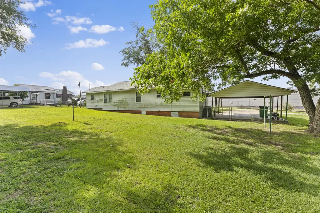 117 Moore Drive Palestine TX 75801