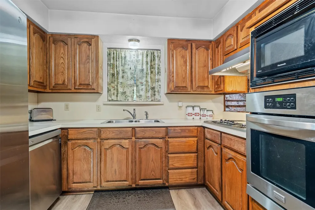 2019 Marilyn Lane Arlington TX 76010