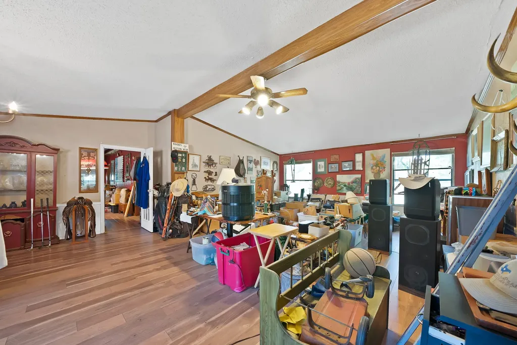 301 W Bethesda Road Burleson TX 76028