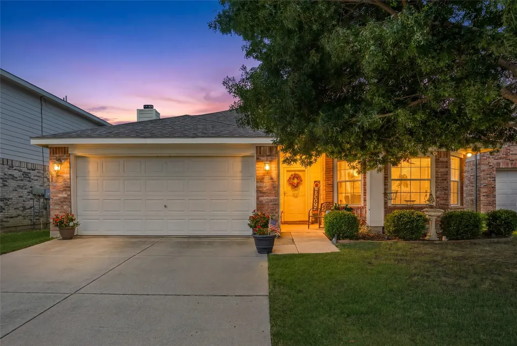 9437 Pastime Court Fort Worth TX 76244