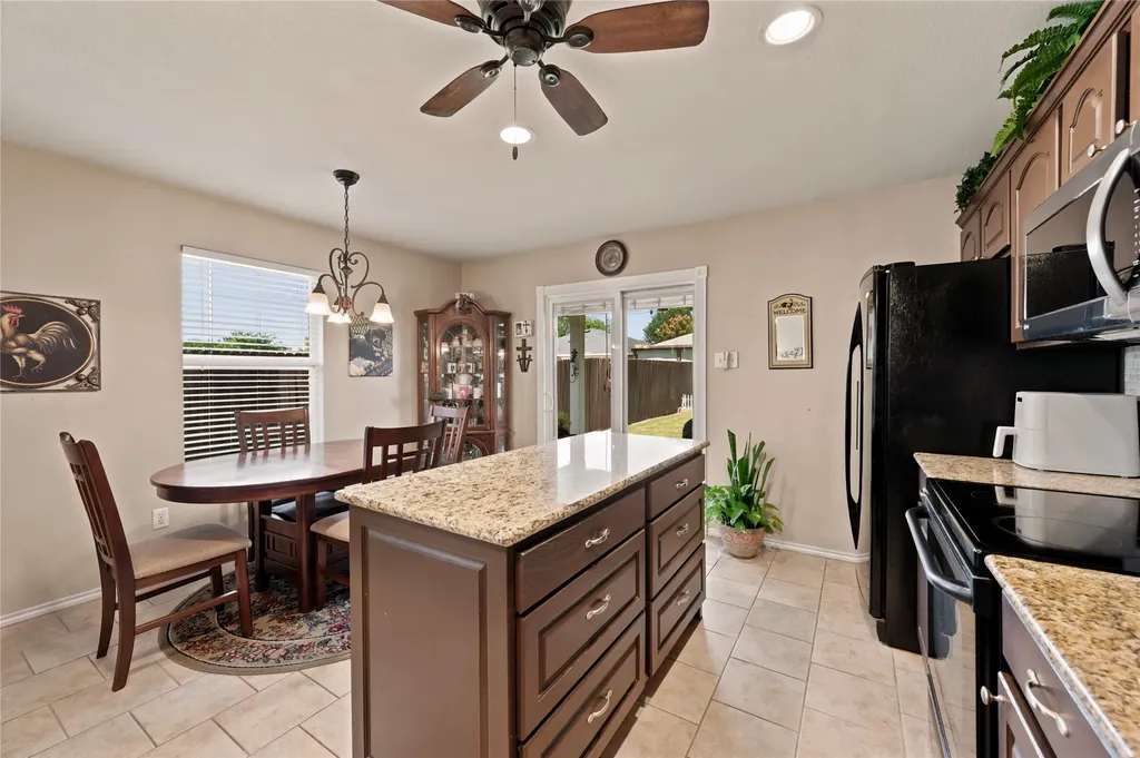 9437 Pastime Court Fort Worth TX 76244