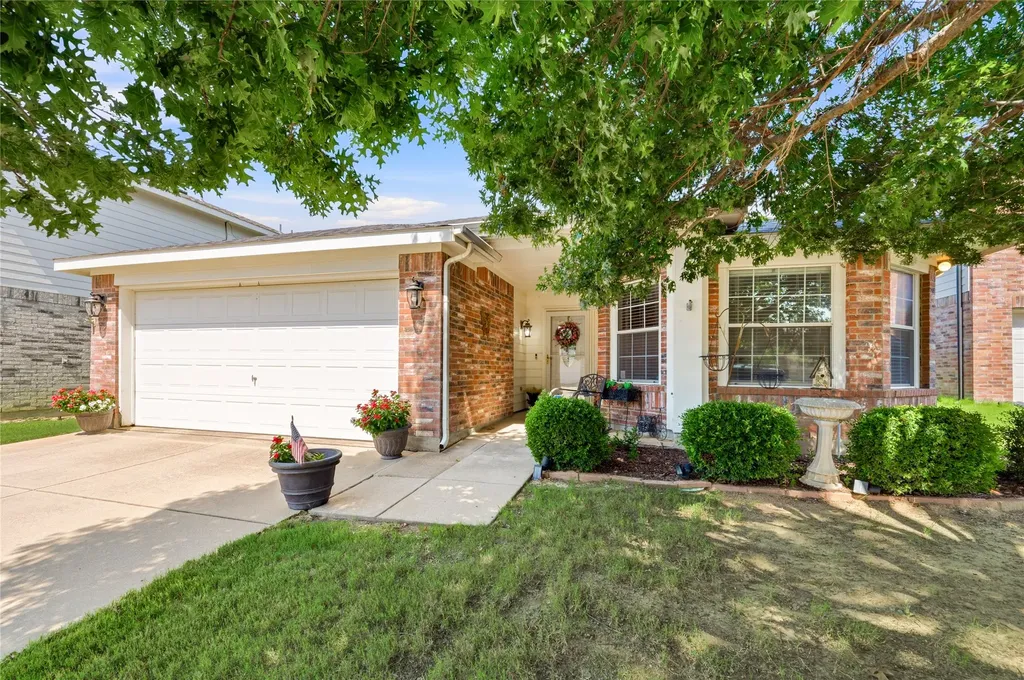 9437 Pastime Court Fort Worth TX 76244