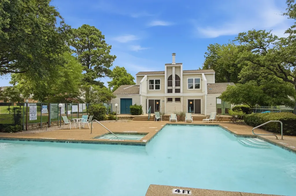 840 Creekside Drive Lewisville TX 75067