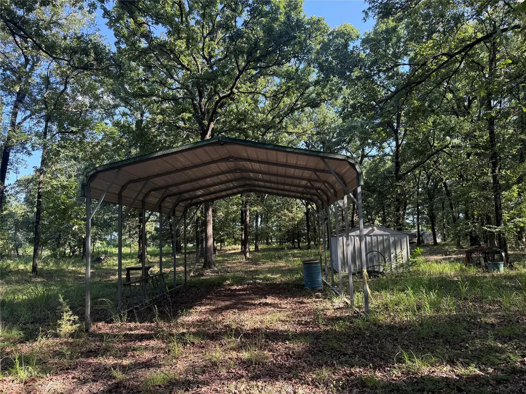 000 Cr 2418 Honey Grove TX 75446