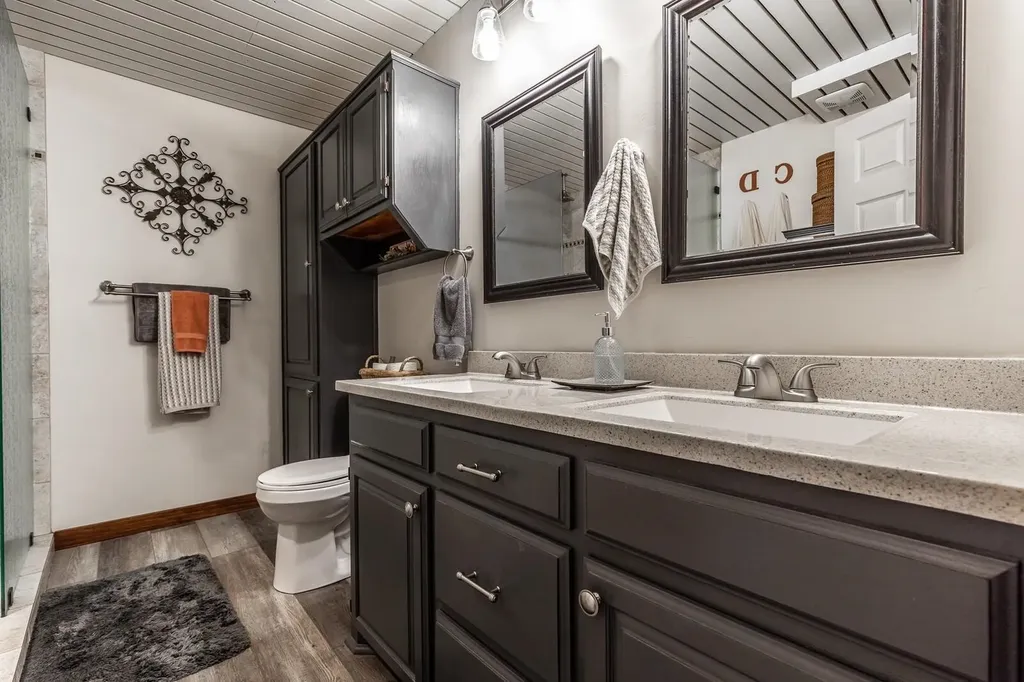 1054 White Bluff Drive Whitney TX 76692