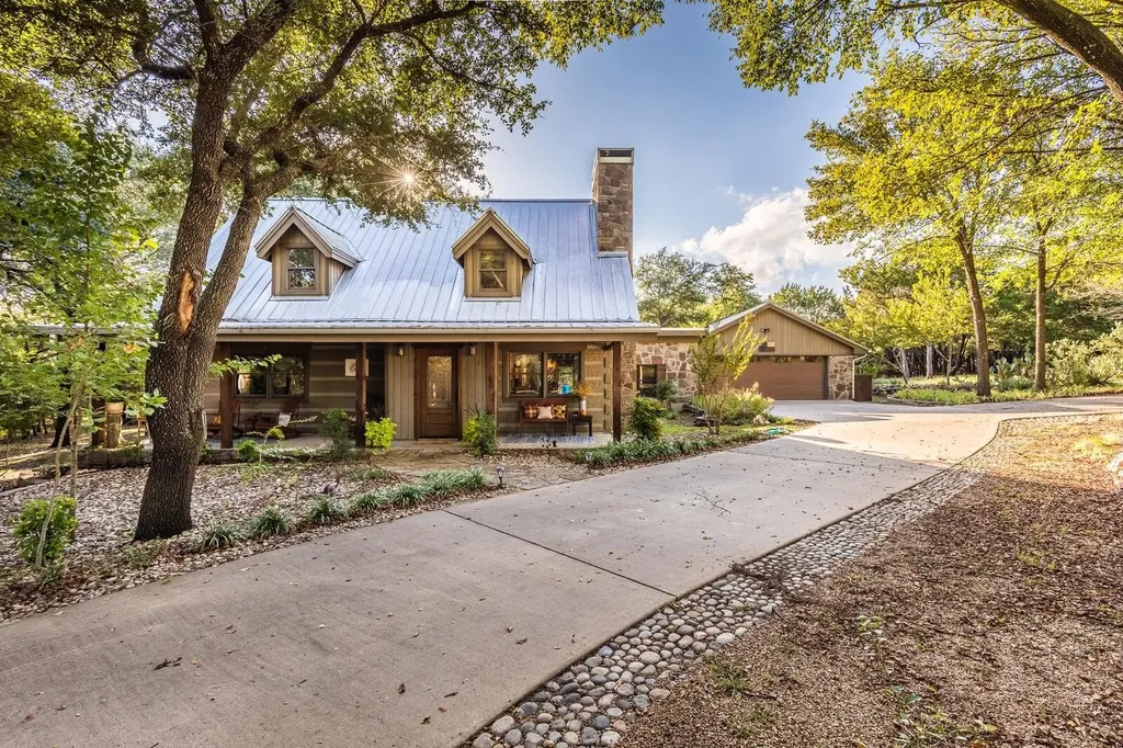 1054 White Bluff Drive Whitney TX 76692
