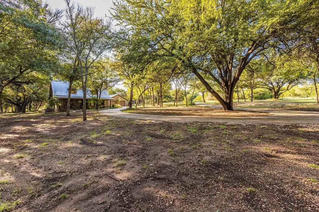 1054 White Bluff Drive Whitney TX 76692