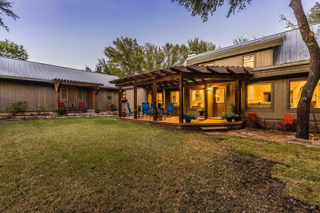 1054 White Bluff Drive Whitney TX 76692