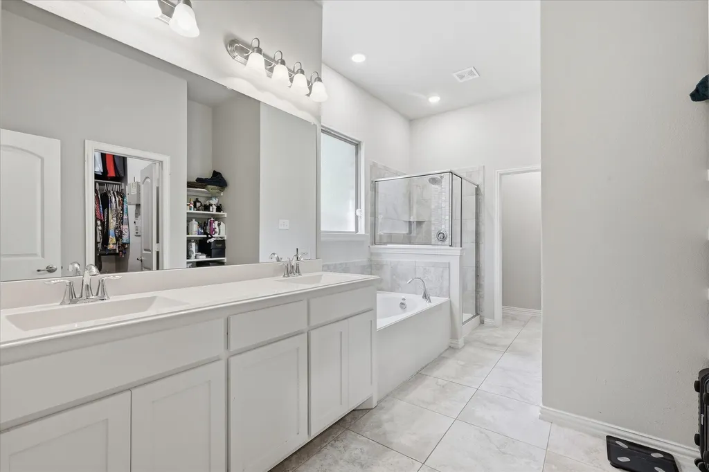 4428 Terraview Drive Arlington TX 76001