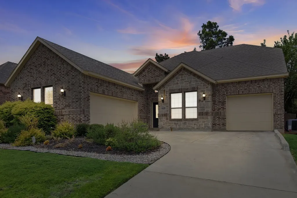 4428 Terraview Drive Arlington TX 76001