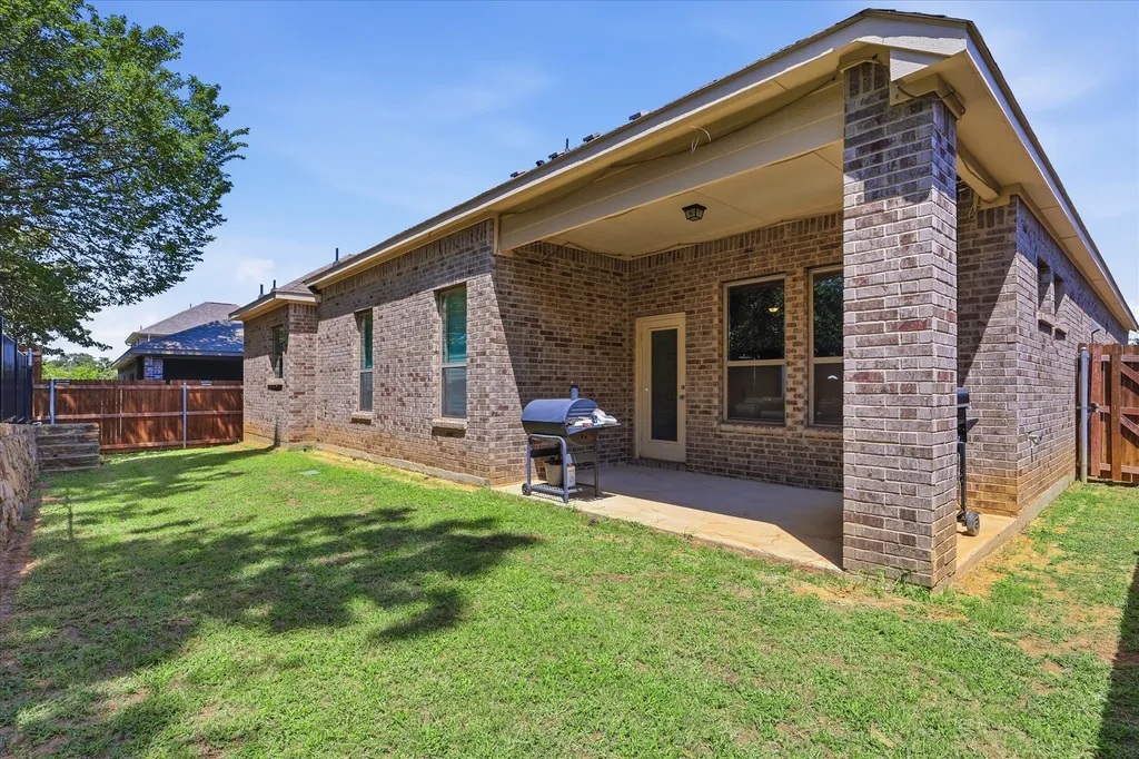 4428 Terraview Drive Arlington TX 76001