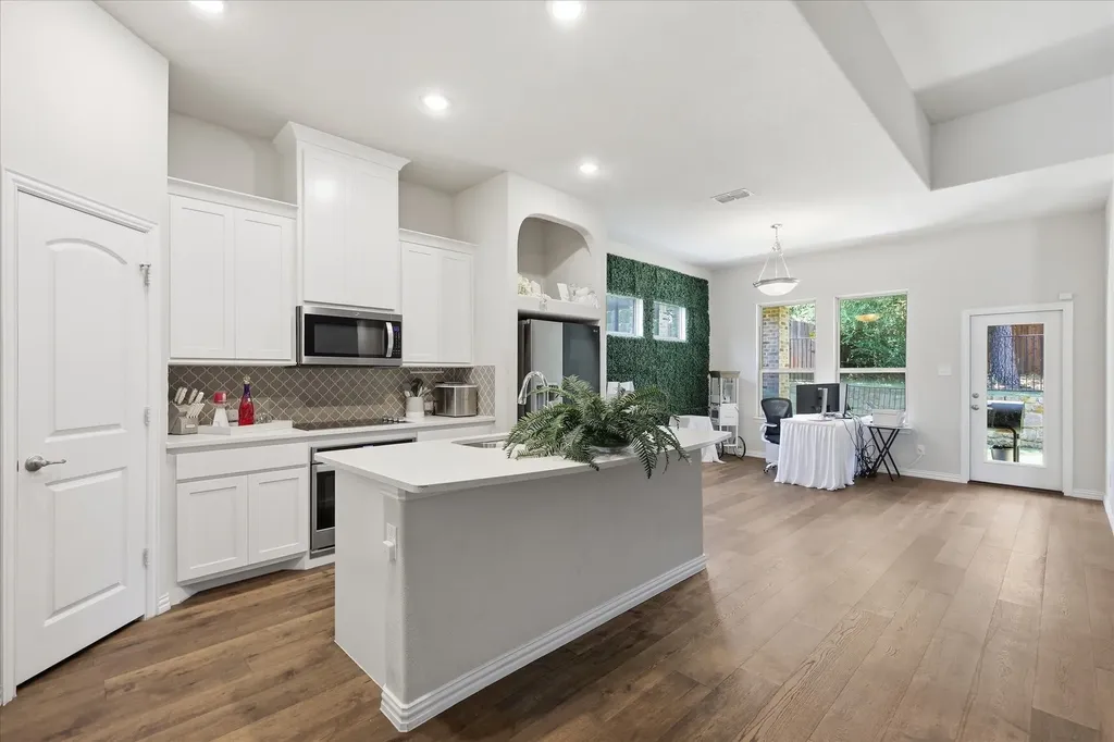 4428 Terraview Drive Arlington TX 76001