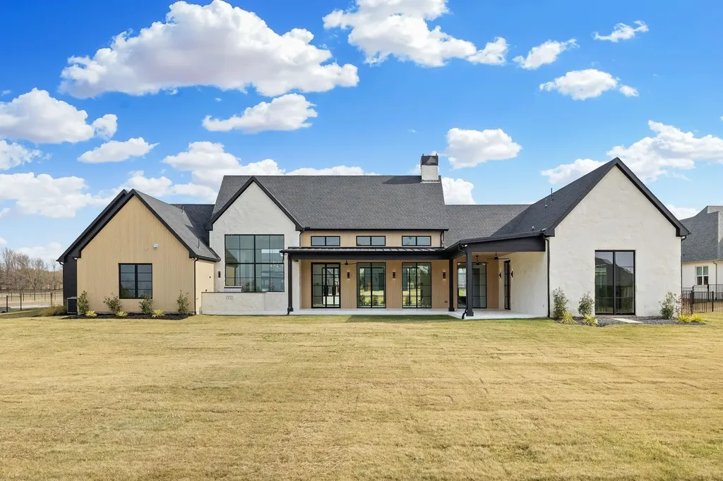 1700 Carter Lane Gunter TX 75058