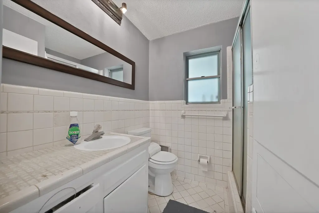 305 W Bethesda Road Burleson TX 76028