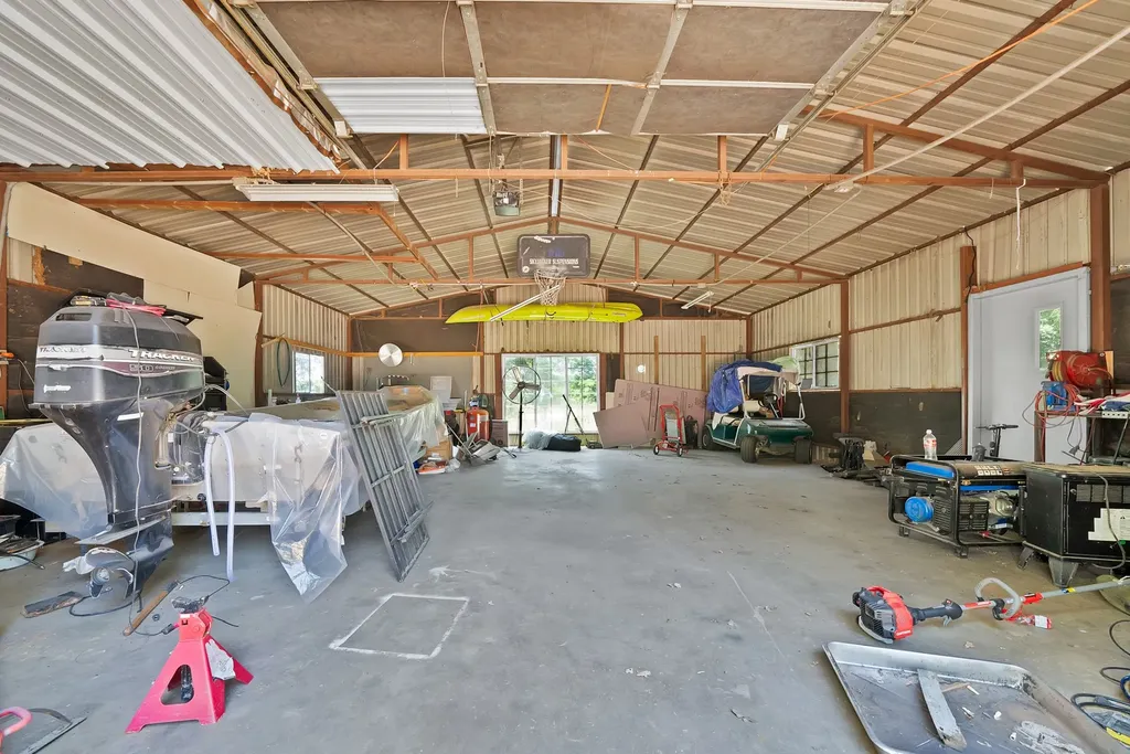 305 W Bethesda Road Burleson TX 76028