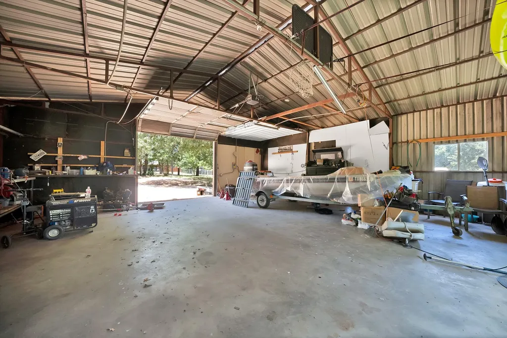 305 W Bethesda Road Burleson TX 76028
