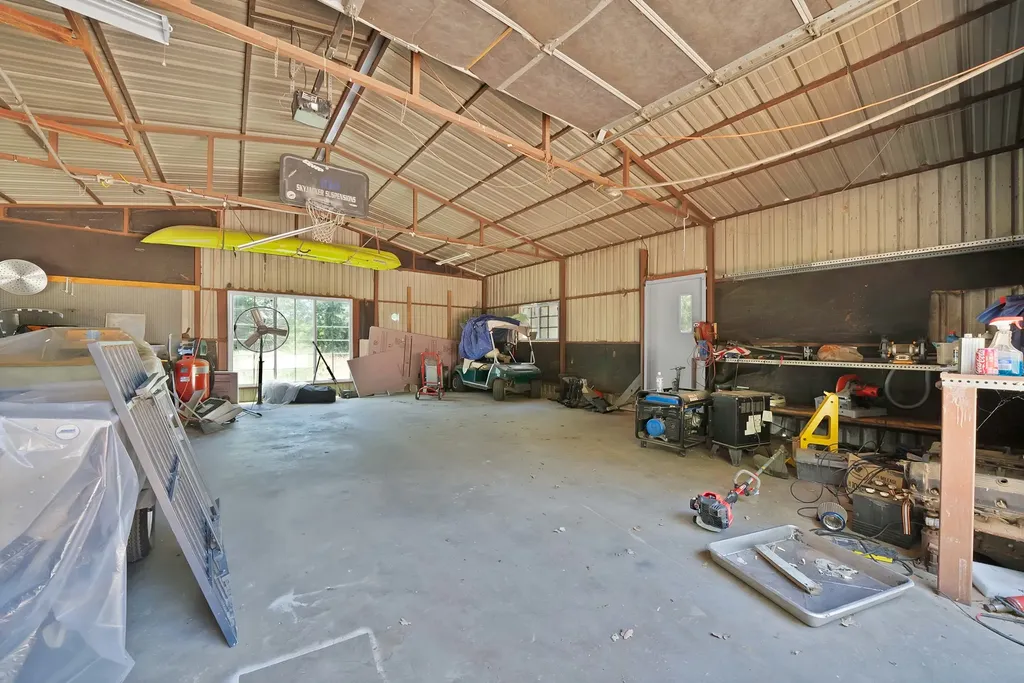 305 W Bethesda Road Burleson TX 76028