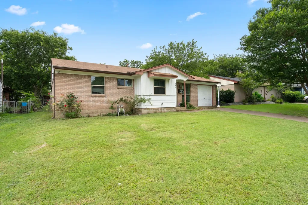 546 Sun Valley Drive Duncanville TX 75116