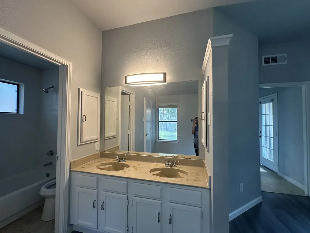 1705 Wheatfield Drive Mesquite TX 75149