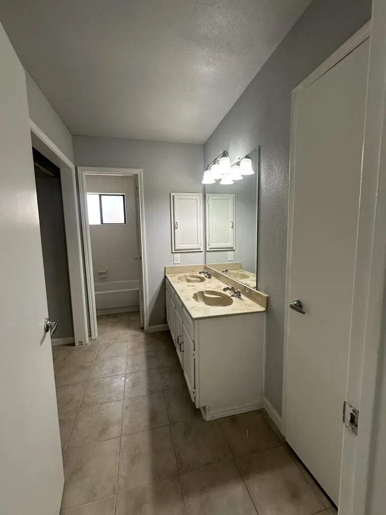 1705 Wheatfield Drive Mesquite TX 75149