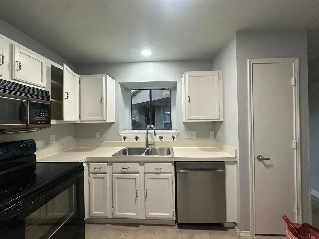 1705 Wheatfield Drive Mesquite TX 75149