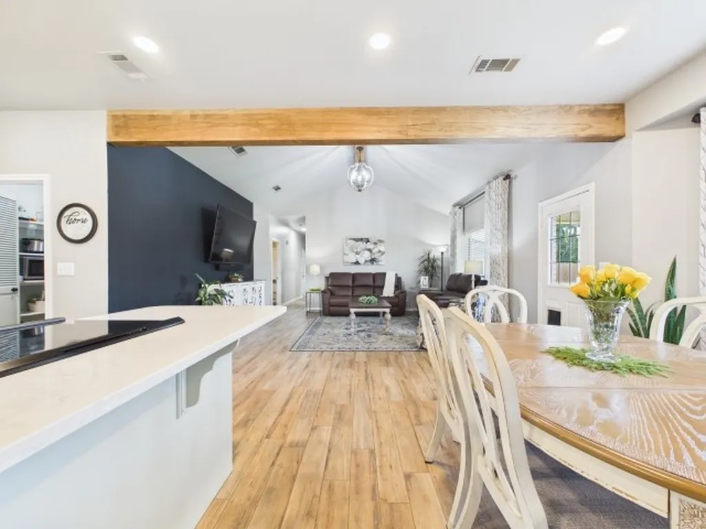 6080 Sunrise Court Athens TX 75752