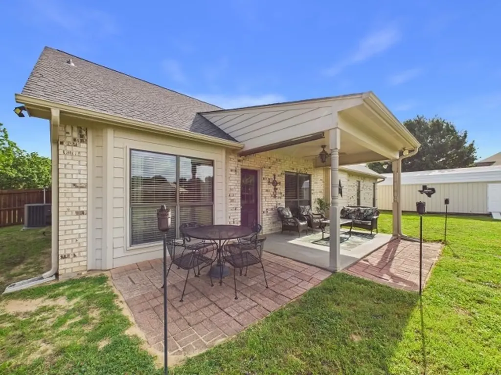 6080 Sunrise Court Athens TX 75752