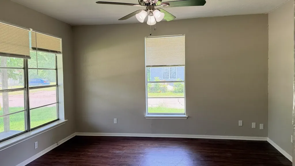 1000 N 20th Street Corsicana TX 75110