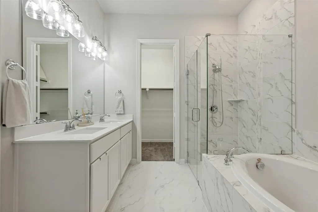 2510 Westbank Trail Garland TX 75042