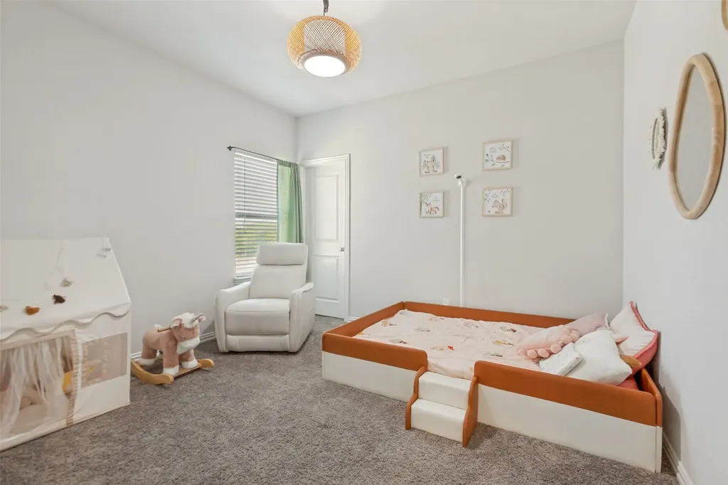 2510 Westbank Trail Garland TX 75042
